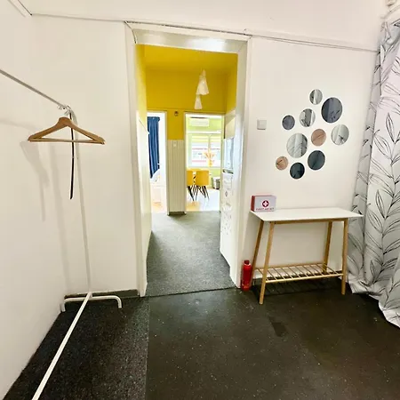 Bright 1-bedroom Gem Heart Of Apartament Sofia