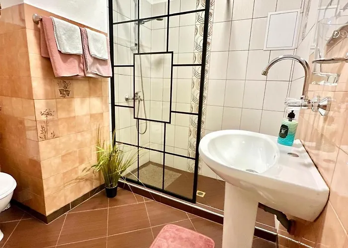 Apartament Bright 1-bedroom Gem Heart Of