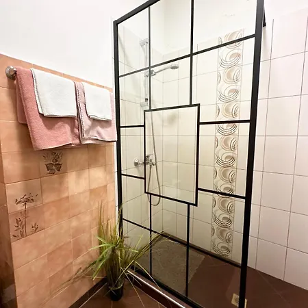 Daire Bright 1-bedroom Gem Heart Of Sofya