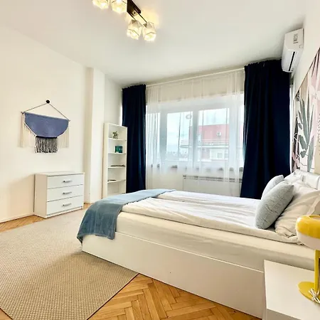 Apartament Bright 1-bedroom Gem Heart Of *
