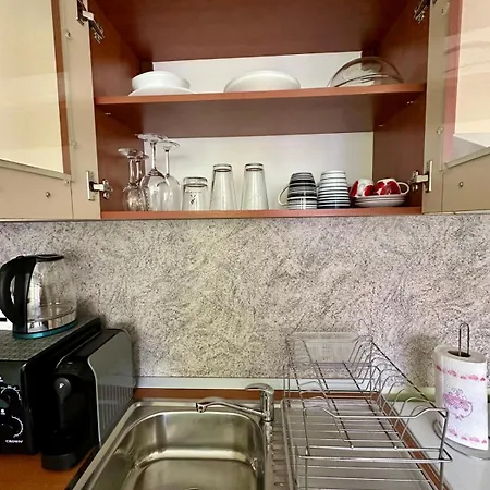 Bright 1-bedroom Gem Heart Of Апартамент *