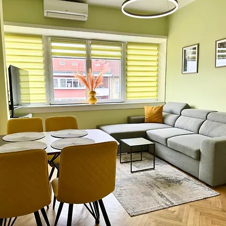 Bright 1-bedroom Gem Heart Of * София