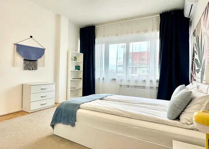 Апартамент Bright 1-bedroom Gem Heart Of *